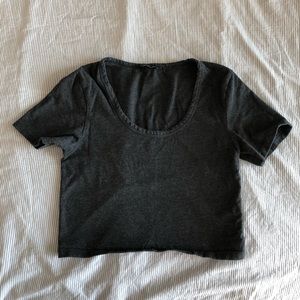 Aritzia dark heather grey crop top